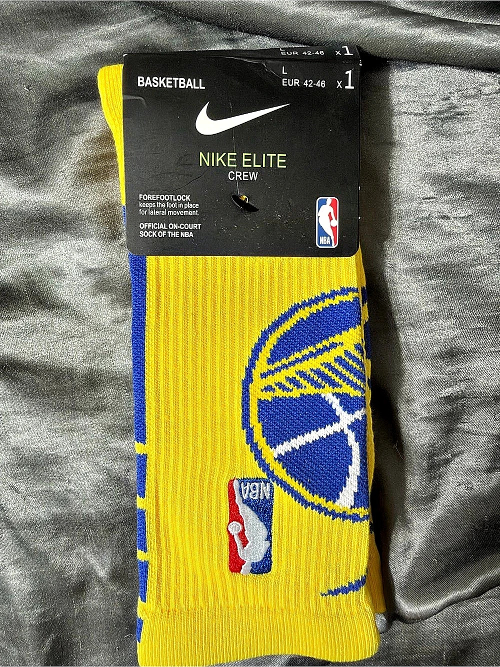 Warriors Nike Elite Crew Basketball Crew Socks Large NWT Yellow & Blue